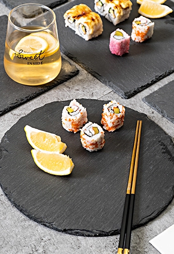 Postrežna podloga iz skrilavca -okrogla