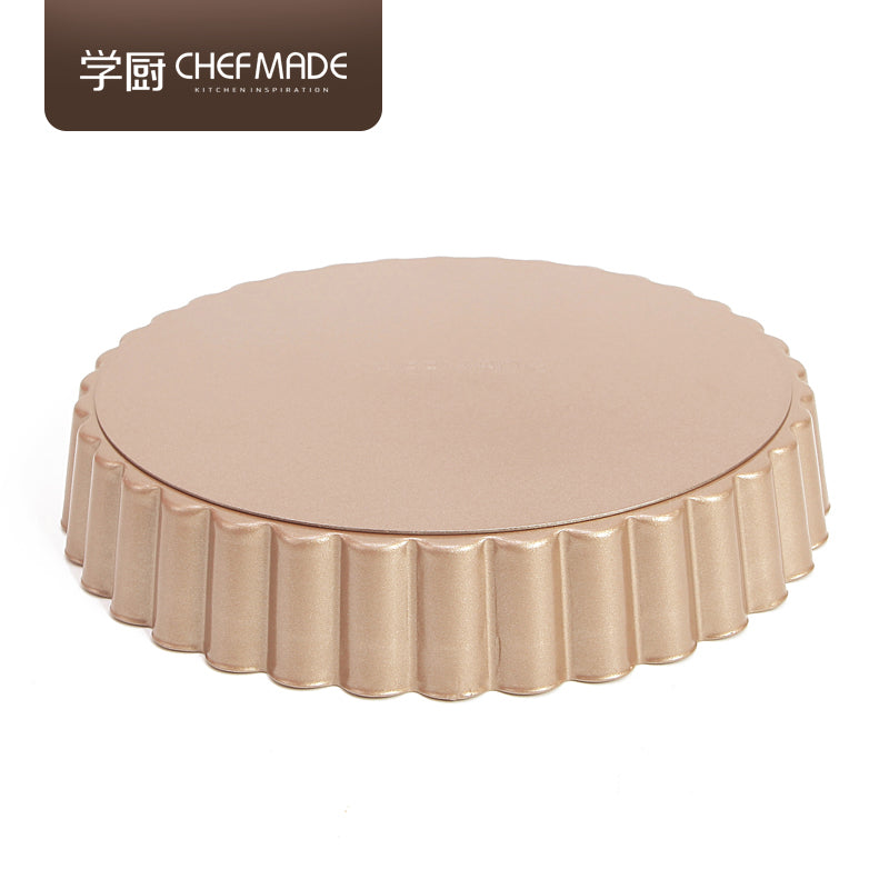 Pekač za pito z odstranljivim dnom